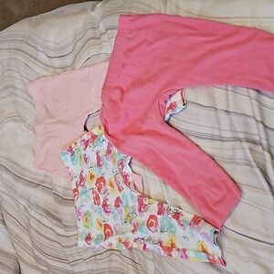 3 pairs Honest organic pants 24 months